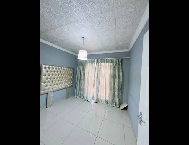 3 BEDROOM DUPLEX FOR SALE IN SUNFORD